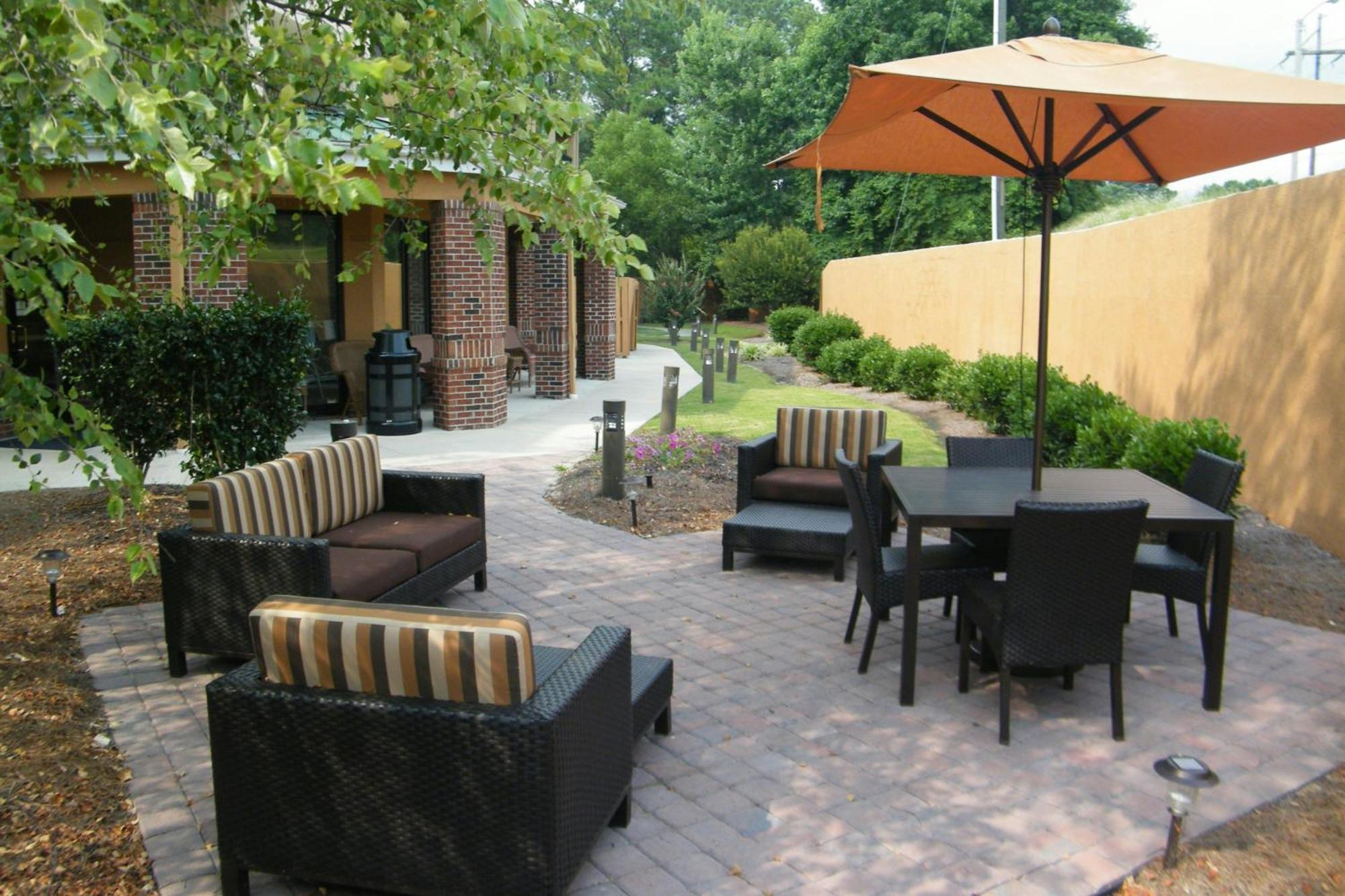 Courtyard By Marriott Rocky Mount Hotel Exterior photo